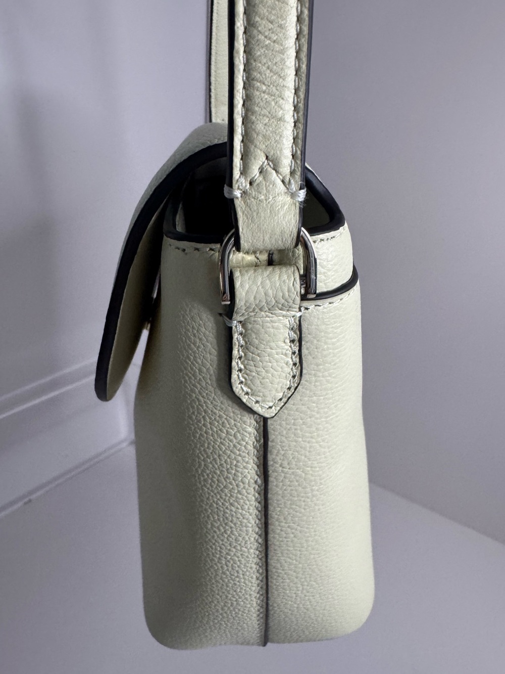 #422 Kate Spade Emmie Flap Crossbody Bag - Picture 5 of 17